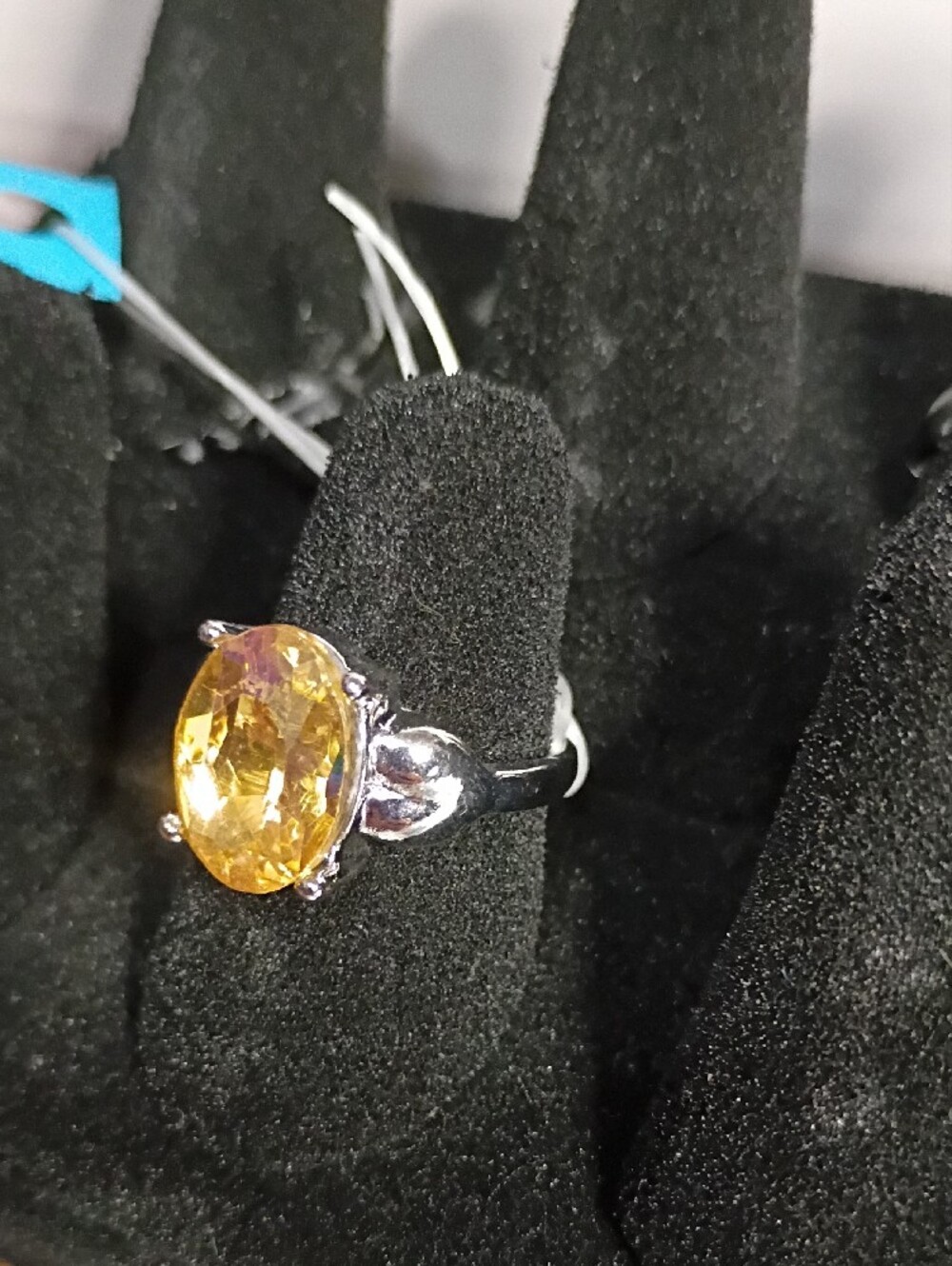 Ring - Picture 3 of 3